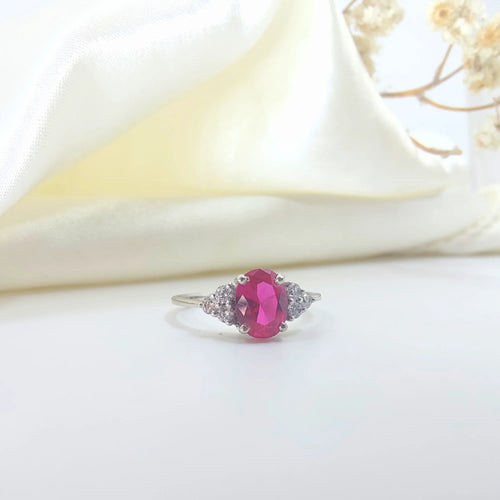 Scarlet Trillia – Ruby Oval Ring | AAA+ Quality
