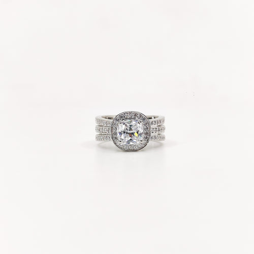 Verona Belle– Cushion Cut Halo Solitaire Ring