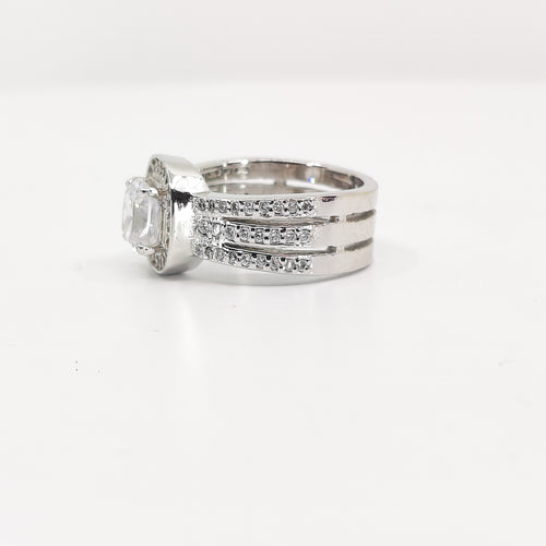 Verona Belle– Cushion Cut Halo Solitaire Ring