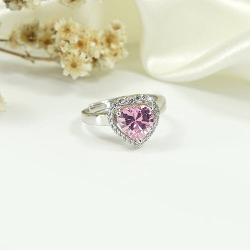 Sweetheart Sparkle – a heart-shaped pink diamond simulant ring that radiates romance and timeless elegance.