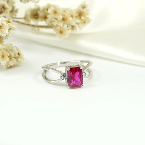 Lovebound – Red Engagement Ring with Split Design & Dainty Shine