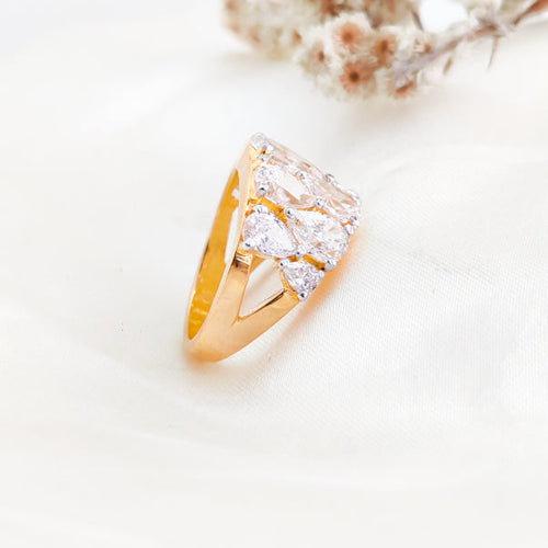 pear-cut diamond simulant