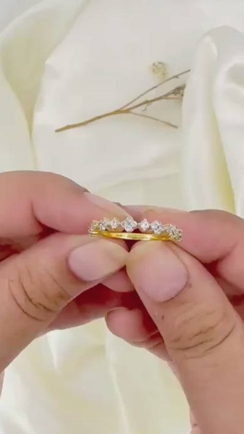  Floral Diamond Simulant Ring 
