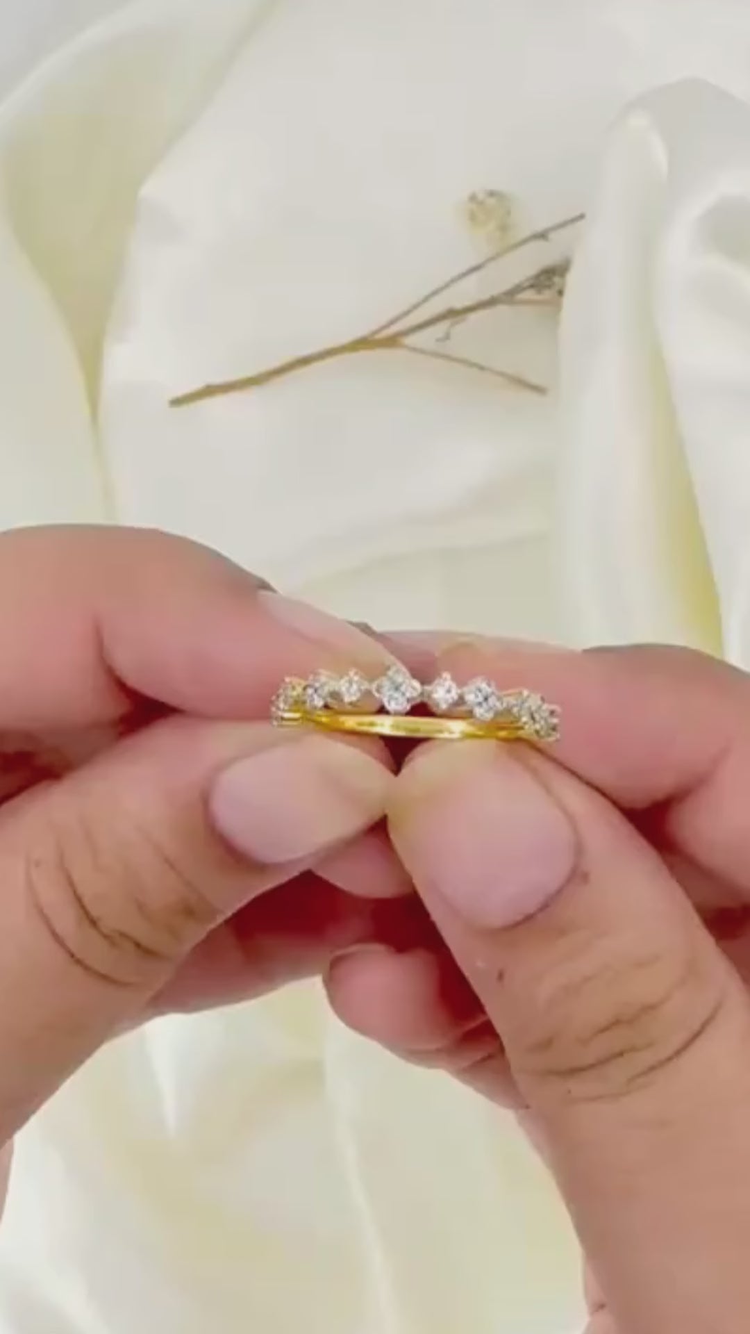  Floral Diamond Simulant Ring 
