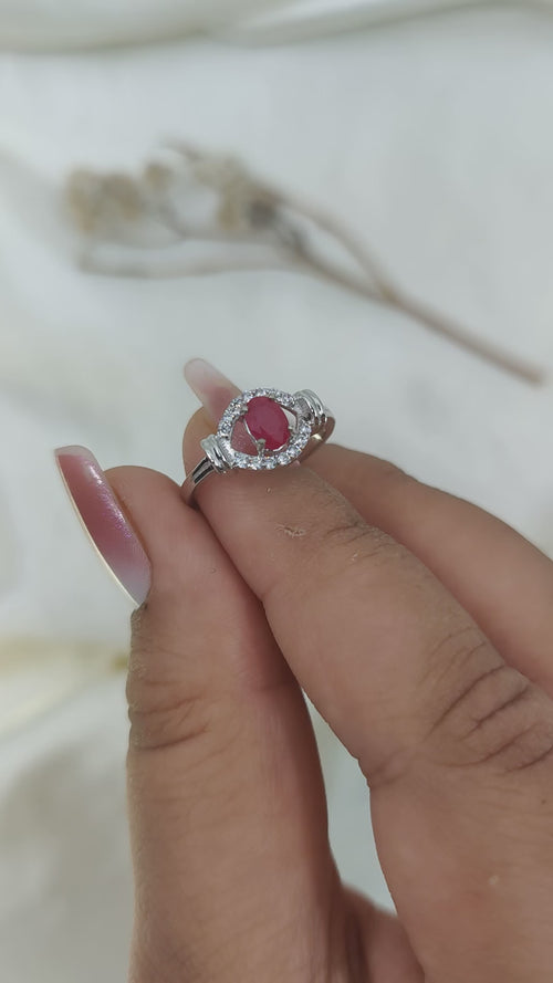 Royal Ember – Ruby Halo Ring 