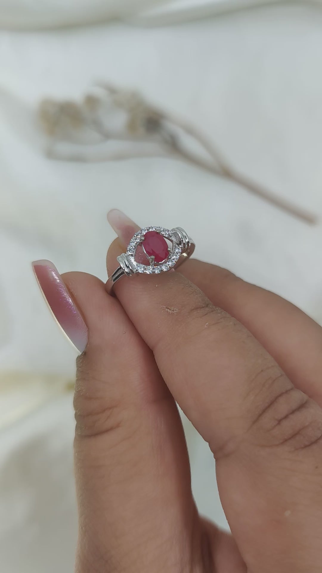 Royal Ember – Ruby Halo Ring 